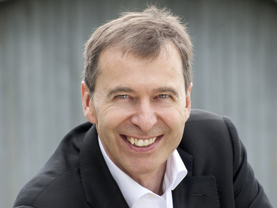 Dr. Reiner Hutwelker